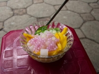 Sweetened tofu with fruit