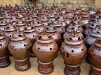 Ceramic urns